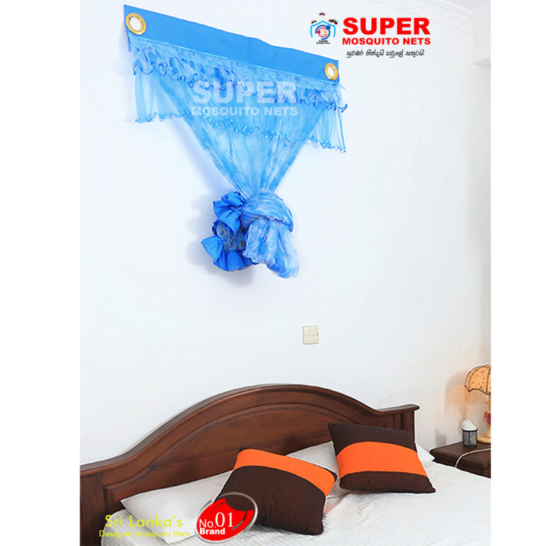 Super mosquito net folded.jpg